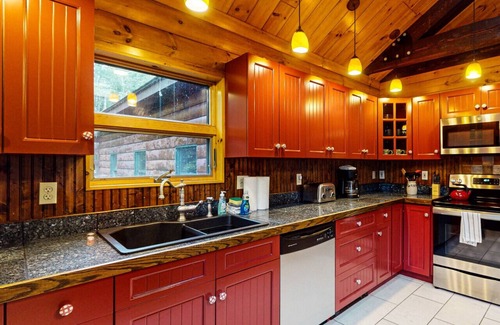 Greenville Cabin | Loon Lodge on Wilson Pond