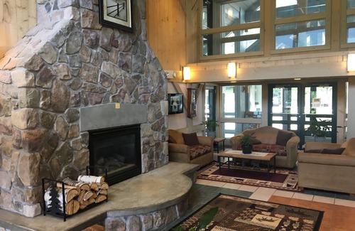 Lincoln Condo | Loon Moutain gorgeous views one bedroom ,sleeps 4 condo