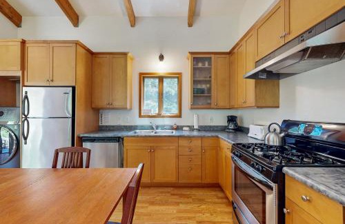 Sea Ranch House | Loon's Landing