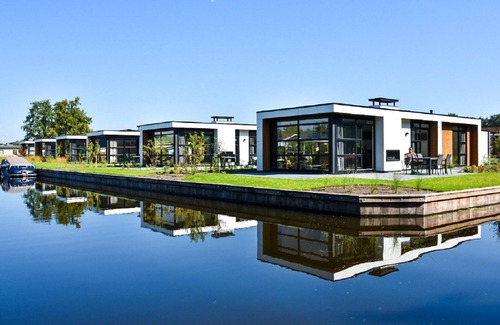 Loosdrecht House | Loosdrecht Water Villa
