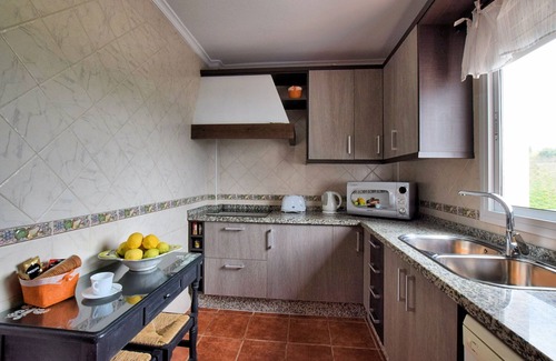 Frigiliana Villa | Lopera Cave Apartment with View