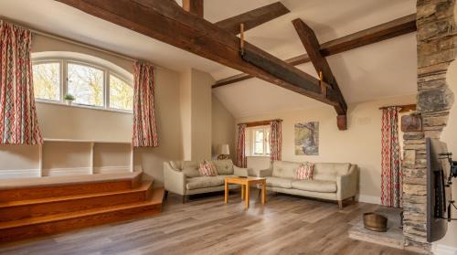Graythwaite House | Lords Leap
