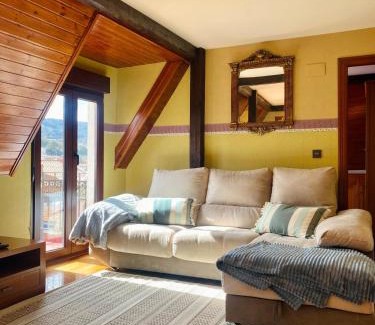 Bermeo Apartment | Lore etxea precioso apartamento soleado y con vistas mar y montaña