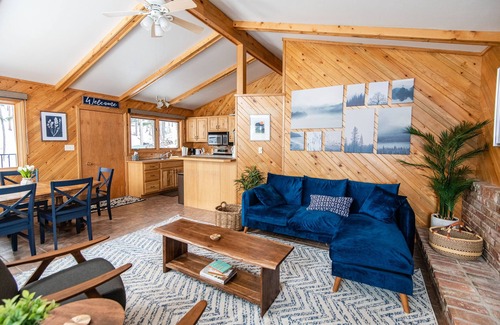 Helena Cabin | Lorelei Creek Cabin at Canyon Ferry Lake