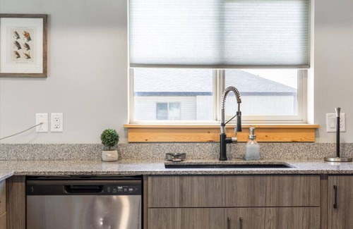 Rexburg Apartment | Lorene St Condo – Gateway to Yellowstone, Jackson