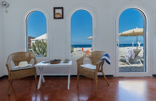 El Golfo Apartment | Lorenzo, outstanding sunsets viewed from the Terrace (El Golfo)