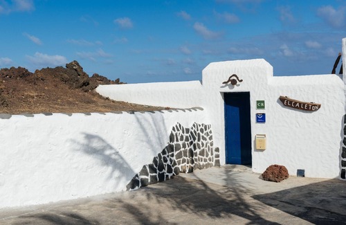 El Golfo Apartment | Lorenzo, outstanding sunsets viewed from the Terrace (El Golfo)