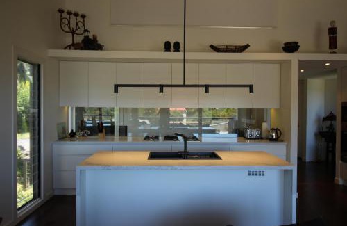 Lorne House | Lorne Holiday House
