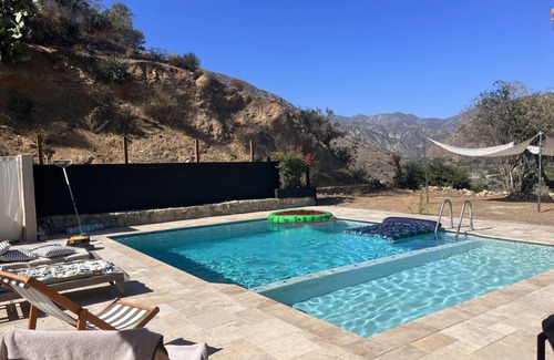 Sunland-Tujunga Villa | Los Angeles Forest Canyon House