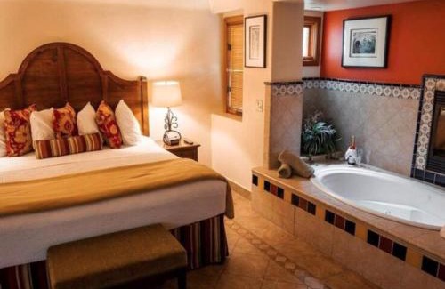 The Movie Colony Hotel | Los Arboles Hotel