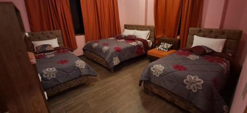 Banos de Agua Santa Hotel | Los Arupos