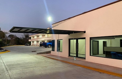 Cotaxtla Hotel | LOS BAMBUES HOTEL
