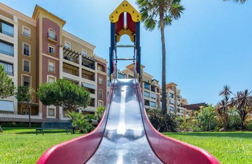 Ayamonte Apartment | Los Cisnes by Ĥ
