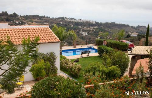 Frigiliana Ski Chalet | Los Espejos de Frigiliana