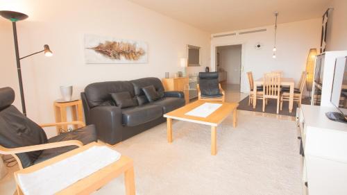 Castillo de la Duquesa Apartment | Los Granados 611