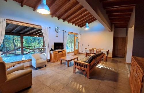 Angostura House | Los Lagos, casa de montaña