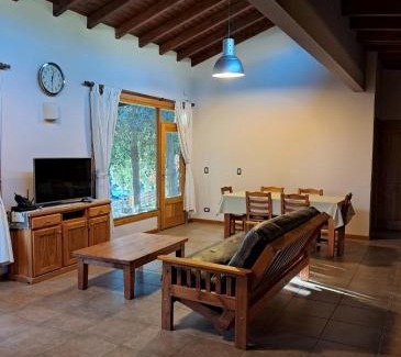 Angostura House | Los Lagos, casa de montaña