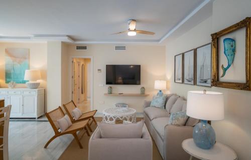 Nikki Beach Apartment | Los Limones de Génova ,150 m playa Elviria