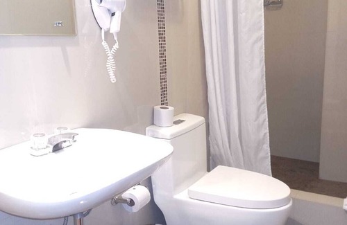 Historical Center Hotel | Los Tambos - Colonial