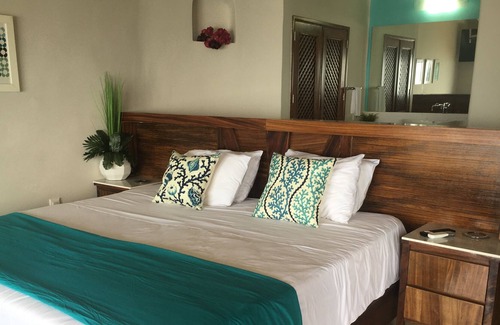 Puerto Vallarta Condo | Los Tules Mexican Resort