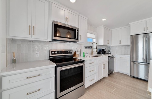 Surf Side Shores House | Lost Palms. Great 2 bedroom 2 bath home that sits directly on the Gulf front.