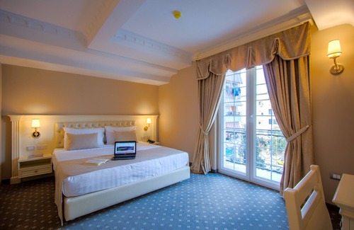 Tirana Hotel | Lot Boutique Hotel