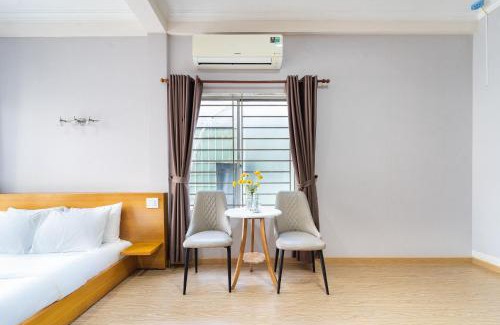 District 9 Bed & Breakfast | LOT Hotel