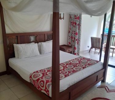 Diani Beach Hotel | Lotfa Resort by Antares Hotels