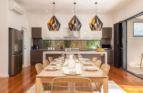 Boomerang Beach House | Lotus