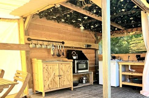Madranges Other | Lotus Belle Tipi at Le Ranch Camping et Glamping