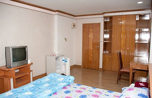 Pak Kret Hotel | Lotus Condo Downtown