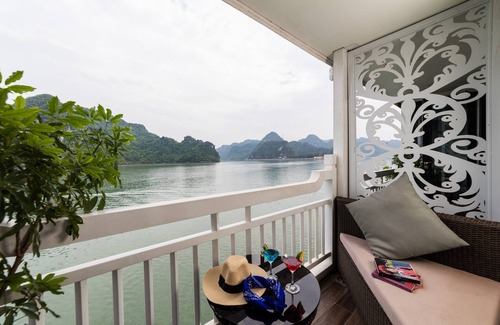 Ha Long Cabin | Lotus D'Orient Cruise
