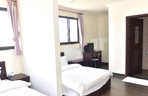Nangan Bed & Breakfast | Lotus Garden Homestay