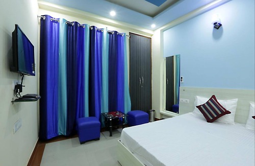 Vasant Kunj Hotel | Lotus Home