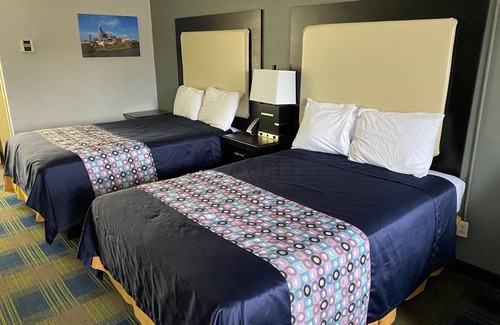Nashville Hotel | Lotus Inn and Suites