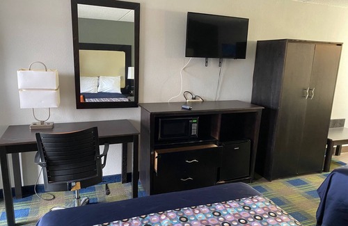Nashville Hotel | Lotus Inn and Suites