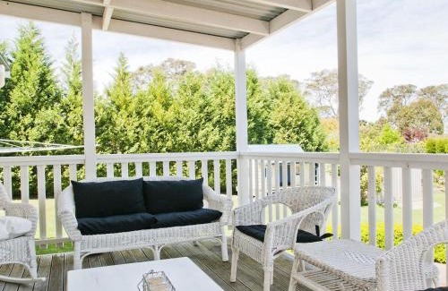 Bowral House | Lou Lous Cottage Bowral Southern Highlands