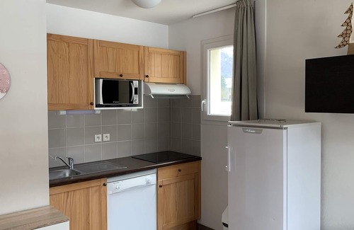 Peyragudes Apartment | LOUDENVIELLE cosy apartment 150m from cable car.