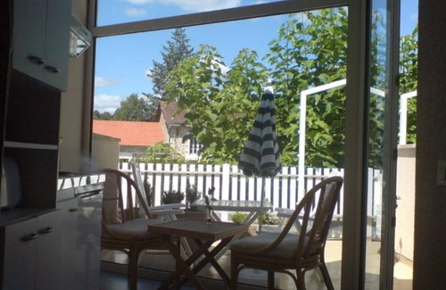 Souillac Apartment | Loue Agréable T1 Avec Piscine