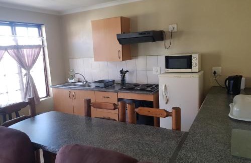 Edenvale House | Louhallas Accommodation