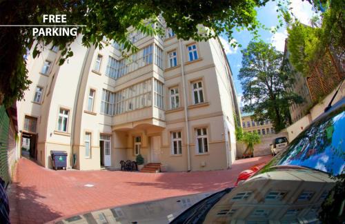 Prague 2 Hotel | Louis Leger - Czech Leading Hotels
