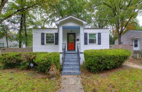 Earlewood House | Lounge On Lincoln-Pet Friendly
