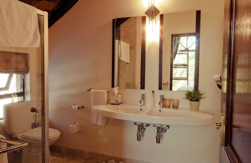 Greater Johannesburg Metropolitan Area Bed & Breakfast | Lourie Lodge
