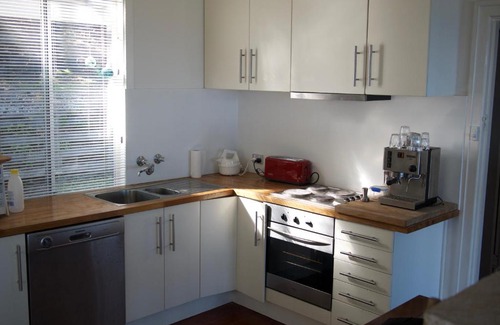 Lorne House | Loutit Views