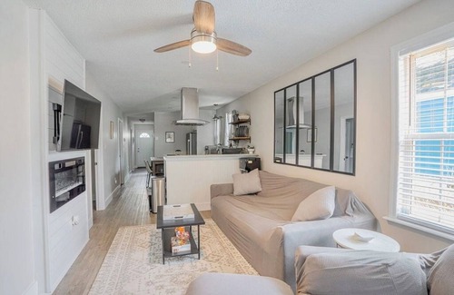 Wilmington House | Love Alley Cottage - In the Heart of Downtown Wilmington