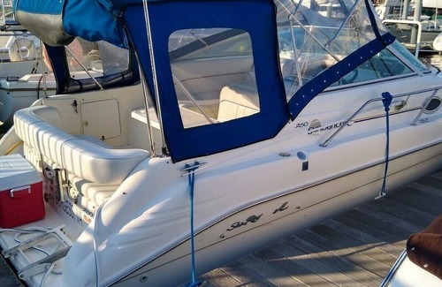 Portsmouth Boat Rental | Love Boat Adventurer
