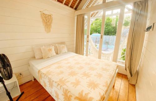 Gili Trawangan Hotel | Love Coconut Bungalow