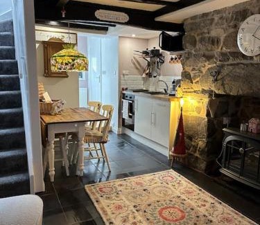 Dolgellau House | Love Lane Cottage Dolgellau