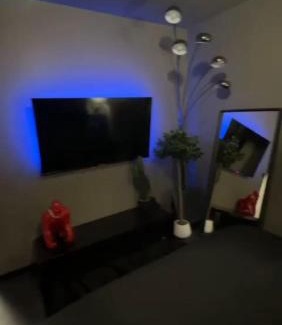 Les Clayes-sous-Bois Apartment | Love&love room