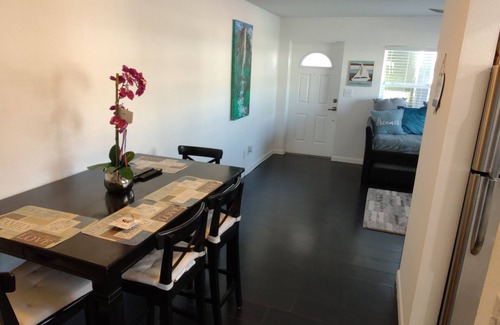 Capri Isle Apartment | Lovely 1 Bdrm Apartment: sand, beaches and sun